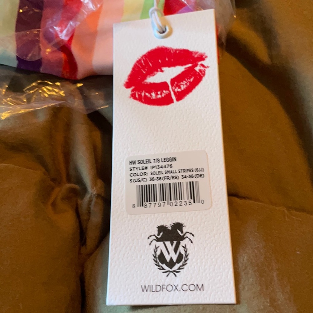 NWT Wildfox size small abstract rainbow leggings - Picture 7 of 7